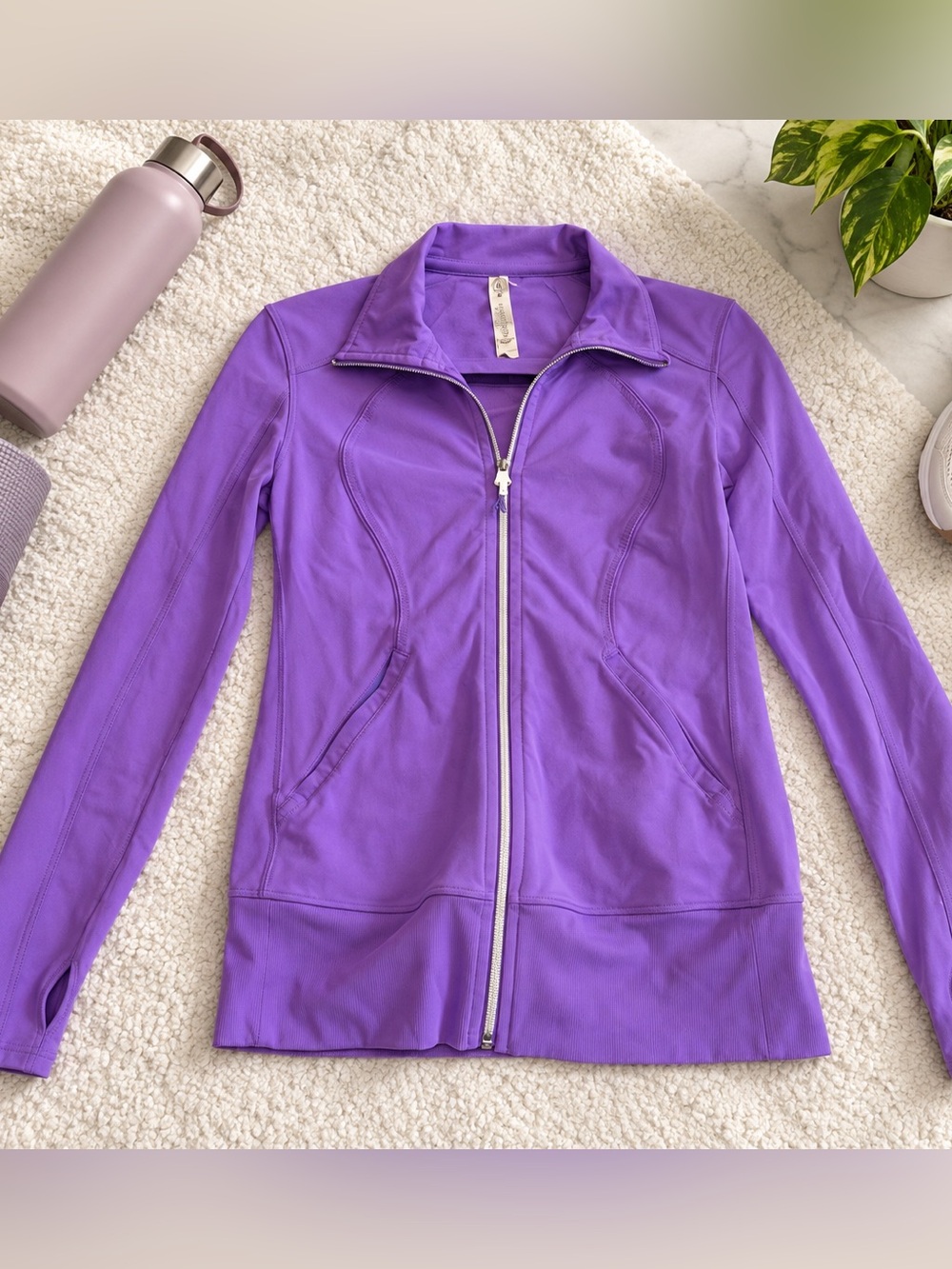 Lululemon Forme Jacket Purple Violet Full Zip Size 6 Thumbholes